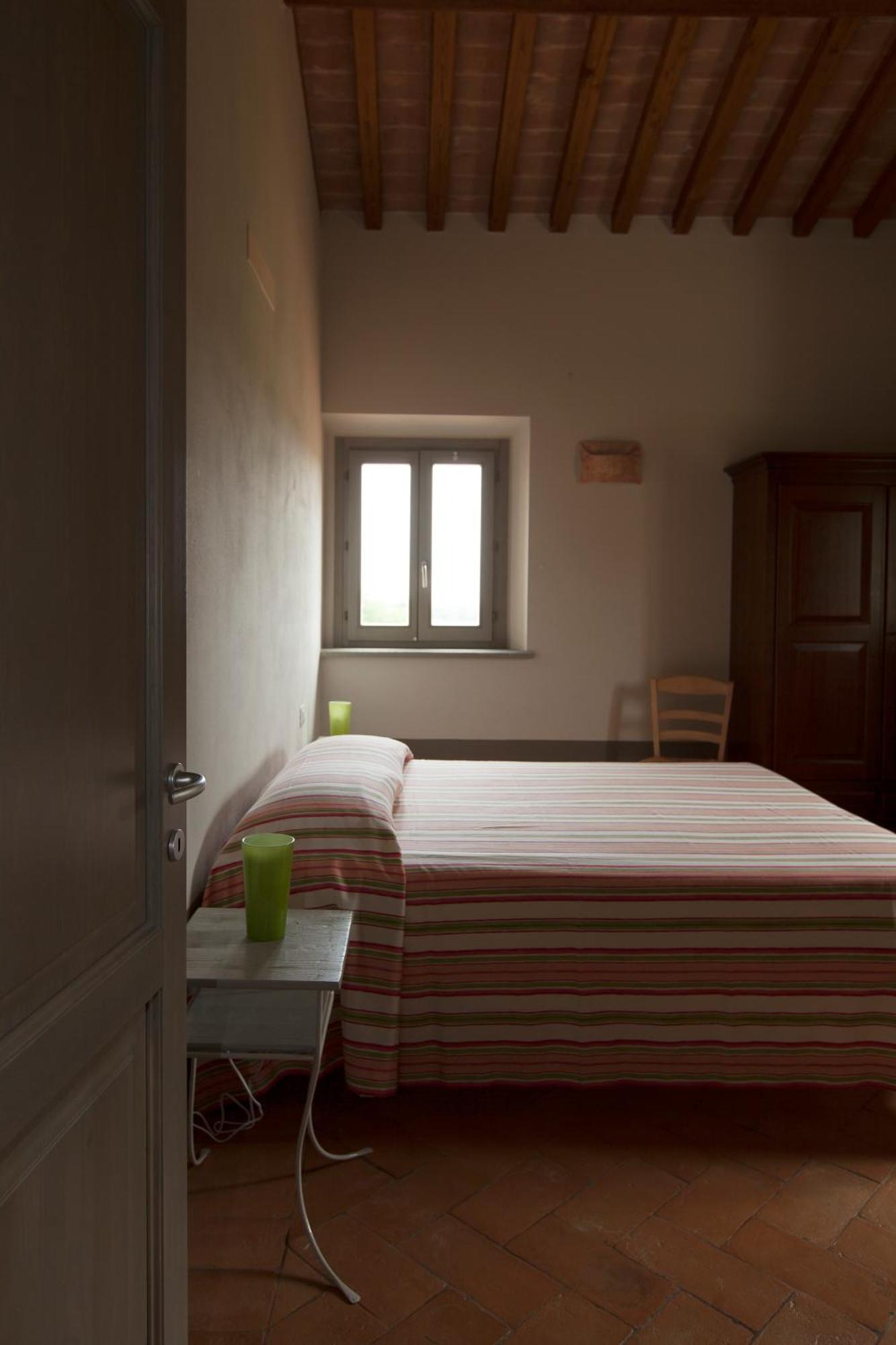 Agriturismo Bio Podere Doganelle Giuncarico Екстериор снимка